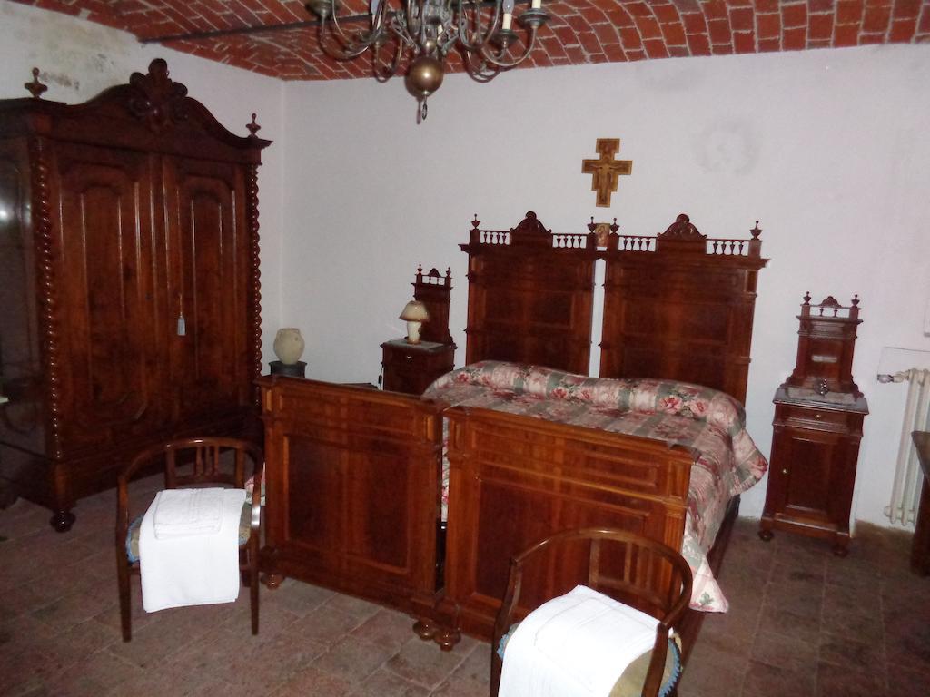 Villa Gran Collina San Damiano dʼAsti Camera foto